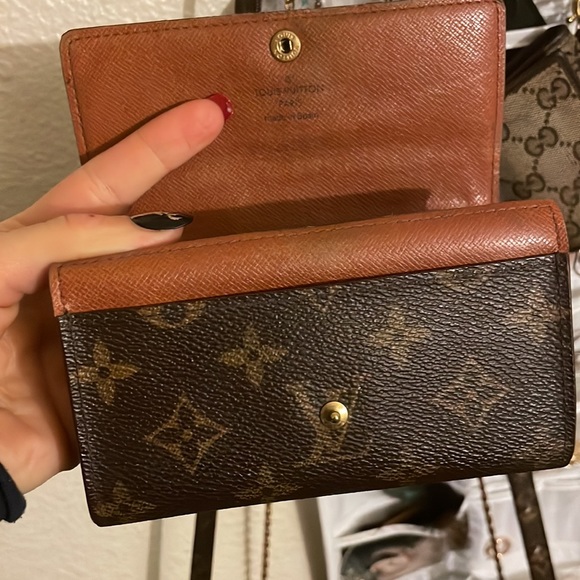 BEAUTIFUL LOUIS VUITTON WALLET - Picture 7 of 7